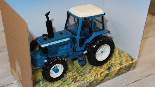 Britains 43322 32 ford - 1:32,,