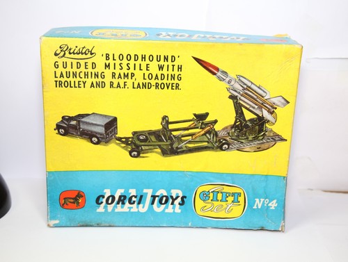 Corgi gift set - set, 4