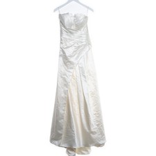 Karim, Hochzeitskleid