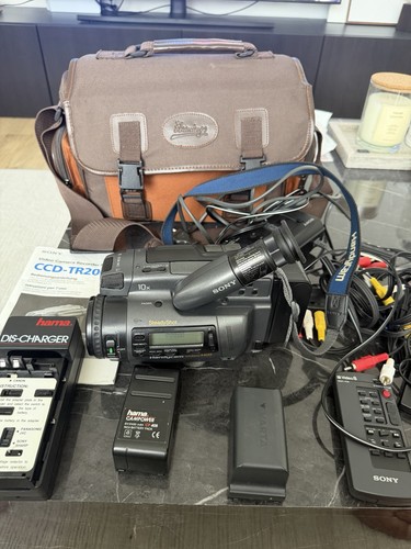 Sony ccd 2000 handycam hi - ccd-tr,