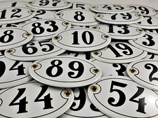 Ovale Türnummer Tornummer