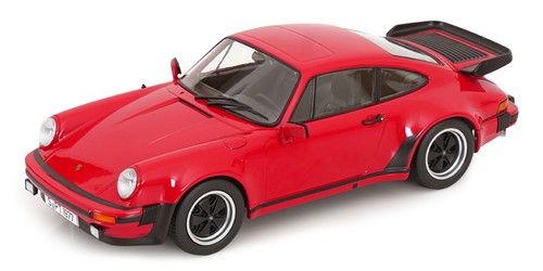 Scale porsche 911 - 1:18,