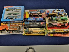 12 Trucks 1:87 HO inkl. Set