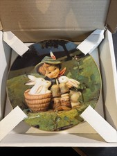 Mit M.J. Hummel durch das ganze Jahr - Sammelteller " Frühlingsgruß " 