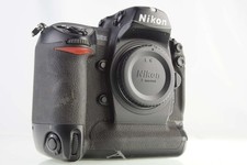 Aparat fotograficzny NIKON D2x