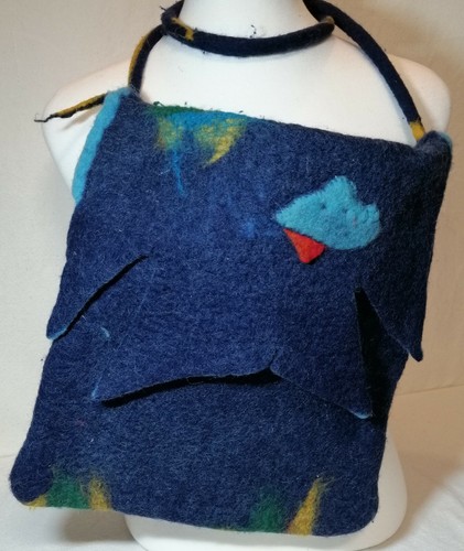 Tolle große gefilzte - , blaue