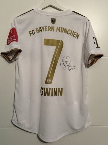 Coa signiert giulia gwinn - coa,