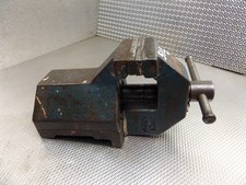 Alter Massiver  Schraubstock