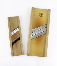 2 Krauthobel 1xMontafoner Silvretta Gemüsehobel Gemüse Reibe Holz 45,5x22 cm (N)