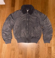 Zara Origin Bomber Jacke −