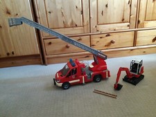 Bruder Feuerwehrauto mit 2 Figuren und Minibagger Schaeff HR 16