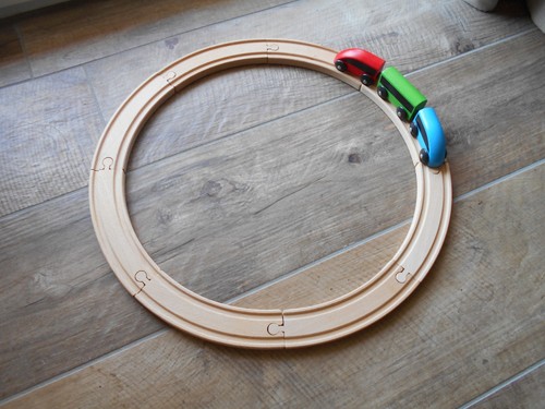 Holzeisenbahn - (wie, brio)