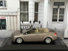 Ford Focus CC Cabriolet von Minichamps, 1:43