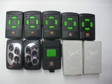 11 Stück  Hörmann Mini - Handsender HSM 4, 26,975MHz, Tastenfarbe grün .