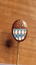 Alte Jubiläums- Anstecknadel FC Bayern (Text nur BAYERN) gebraucht