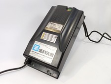 ZIVAN F7BST1-002I0X Battery Charger NG3, IN: 230V-15A. OUT: 24V-70 A