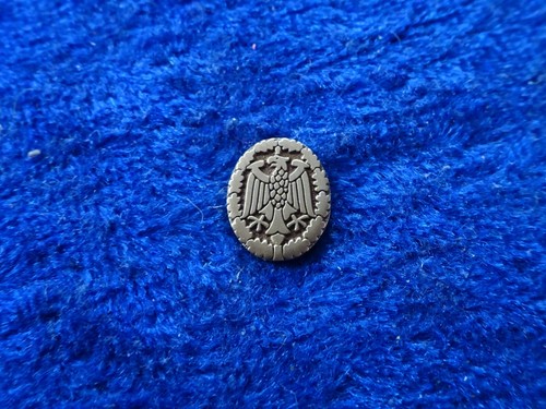 Bundeswehr pin bw 11mm - (c46),