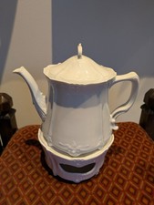 Elegante Teekanne + Stövchen