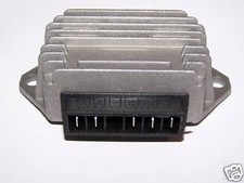 Spannungsregler 5 Pin Piaggio