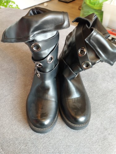 Stiefel ungetragen - 39,