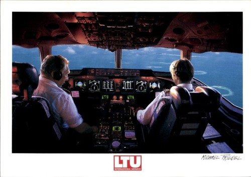 Passagierflugzeug ltu - ak,