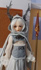 Muñeca chico fantasía resina