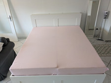 IKEA Brimnes Bettgarnitur 180x200 mit Matratze, Kopfstütze, und Rückgrat
