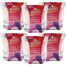 Glade (Brise) Duft-Kerze im Glas, Petals & Blossom (129g 6er Pack)
