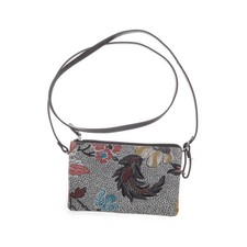 Ceannis, Umhängetasche