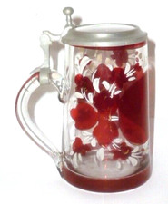 Alter rubinroter Glaskrug Krug