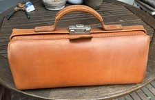 Hebammentasche Arzttasche Antik ohne Schlüssel Leder