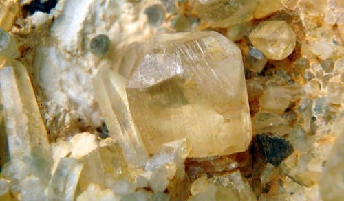 Mineralien edelstein topas - edelstein,