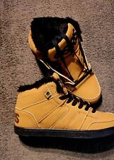 Stylische Nagelneue ungetragene Herren OSIRIS Winterschuhe 