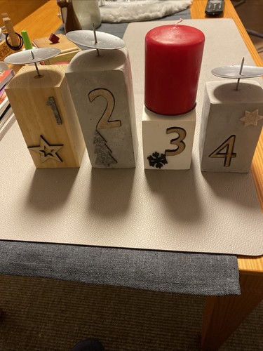 Adventsgesteck aus