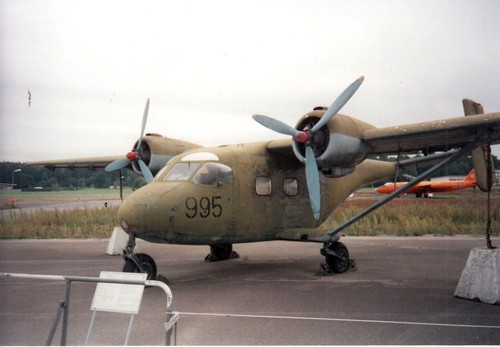 302887 foto antonov an - foto, an-14