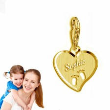 Charm Herz mit ausgestanzten Babyfüßen-Silber 925-gelbgold vergoldet-Gravur