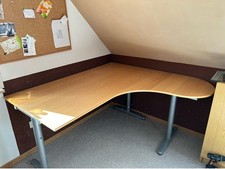 IKEA Schreibtisch höhenverstellbar