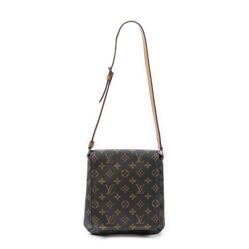Louis vuitton musette - vuitton, salsa