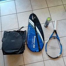 Tennisschläger mit Tasche und