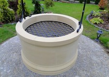 🔶 Ziehbrunnen Brunnenschacht Rom mit Metallgitter Sandstein Brunnen BLACKFORM