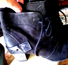 Manas Stiefelette.Leder,Braune Farbe.Gr.39.Gepflegte Zustand.