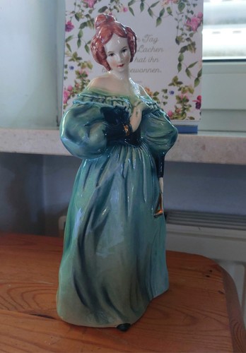 Goebel porzellanfigur demure - goebel,