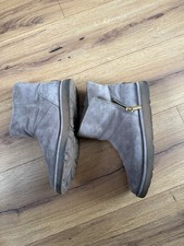 UGG W KIP Clay Stiefel Gr. 40