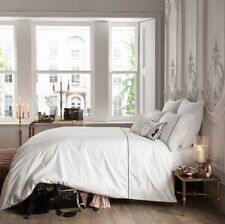 Auflösung! Agent Provocateur