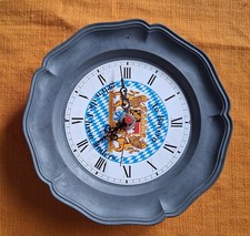 Wanduhr, Zinnteller, mit Bayrischem Wappen, Durchmesser 15,5 cm