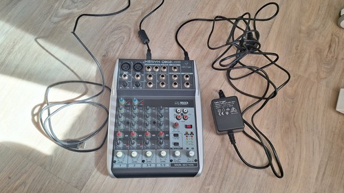 Behringer xenyx q802usb - behringer,
