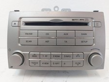Hyundai i20 PB Radio Autoradio mit CD OEM kein Sicherheits Code vorhanden
