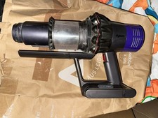 Dyson cyclone V10