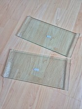 2 Stück kleine Sushi