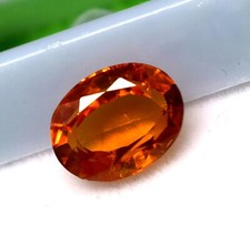 Loser orangefarbener